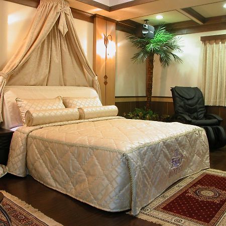 Swan Lake Motel Гуишан Екстериор снимка