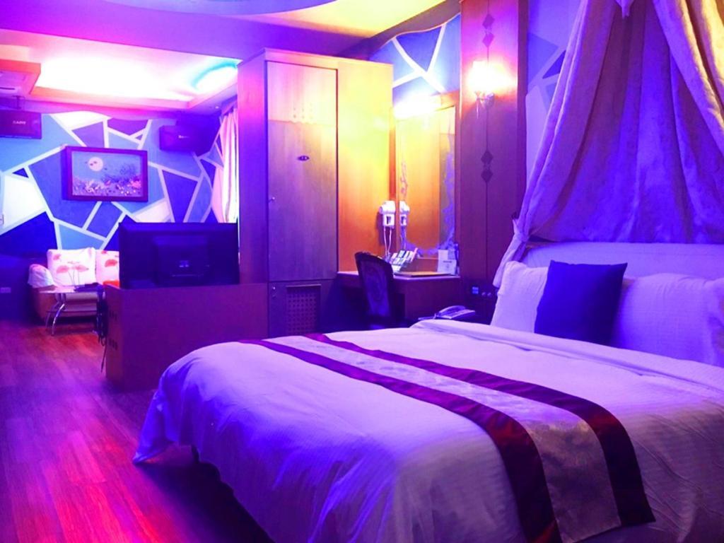 Swan Lake Motel Гуишан Екстериор снимка