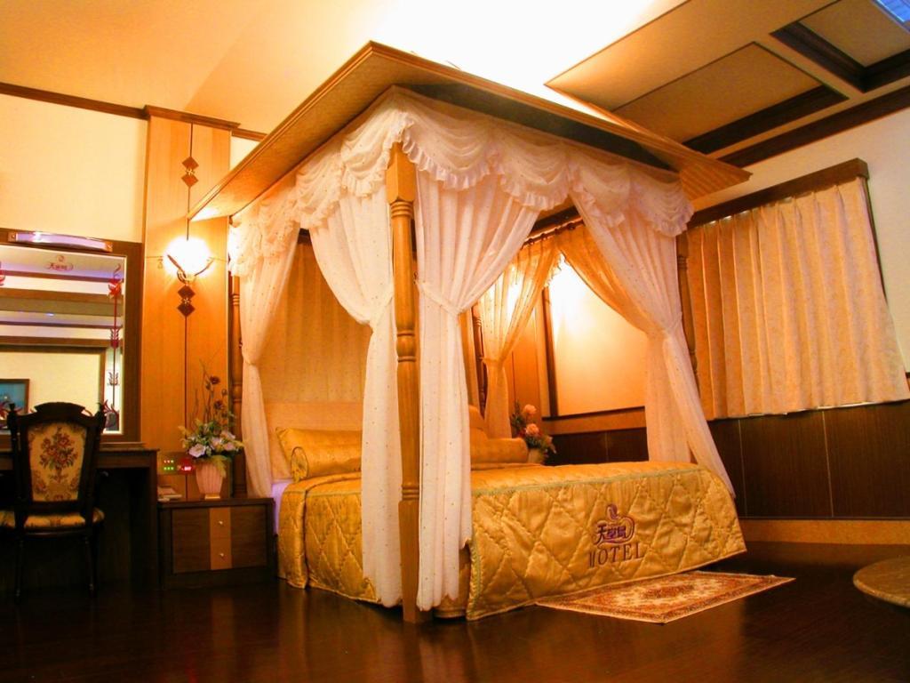 Swan Lake Motel Гуишан Екстериор снимка