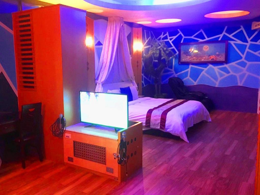 Swan Lake Motel Гуишан Екстериор снимка