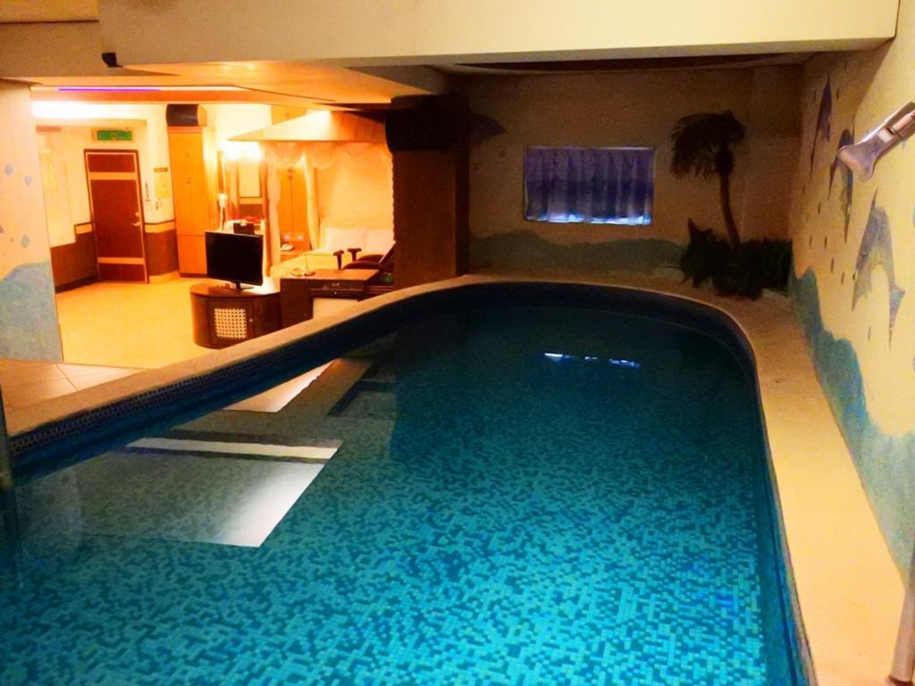 Swan Lake Motel Гуишан Екстериор снимка