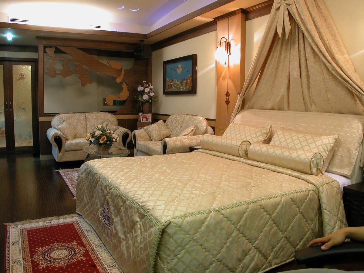 Swan Lake Motel Гуишан Екстериор снимка