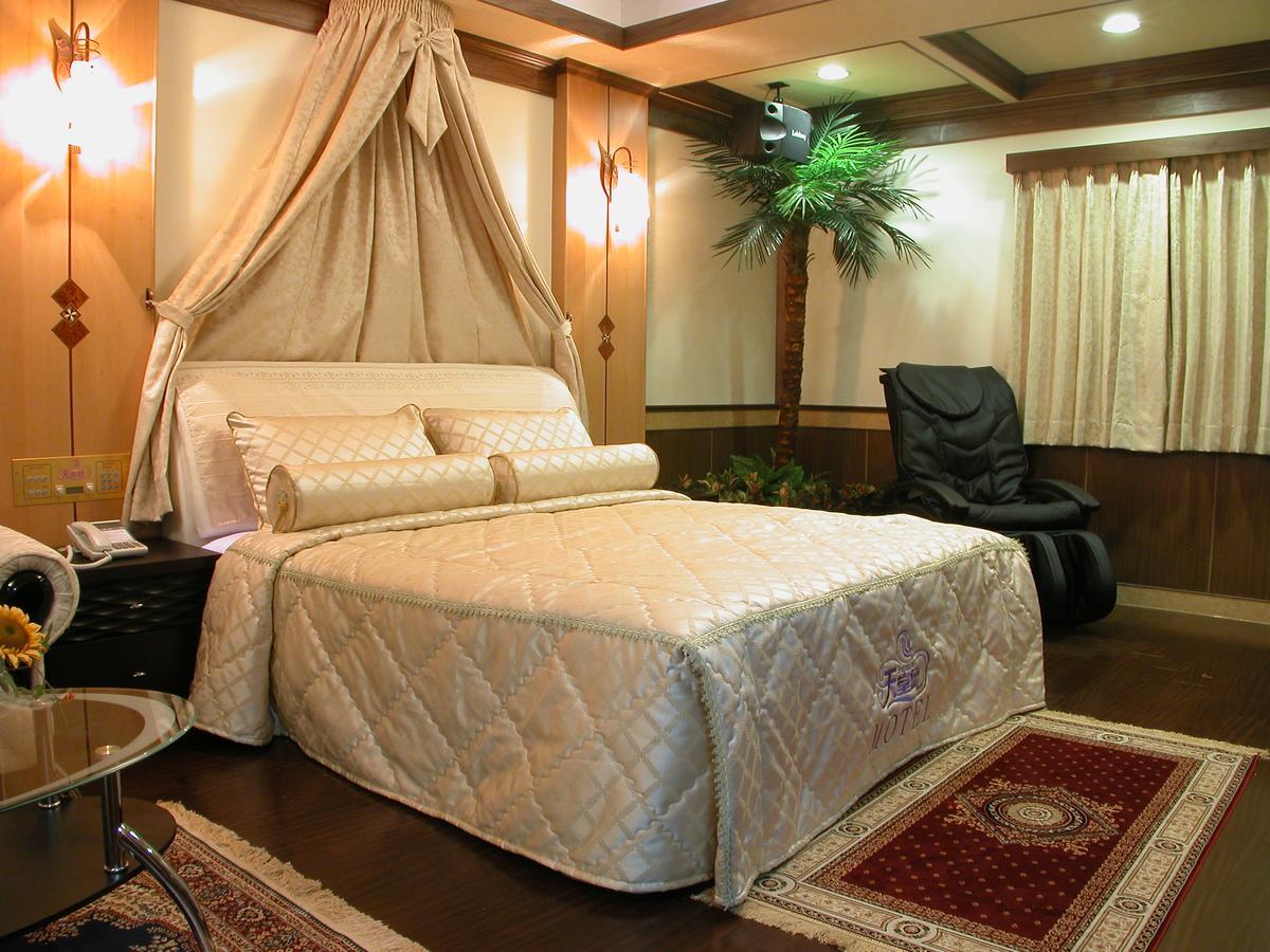 Swan Lake Motel Гуишан Екстериор снимка