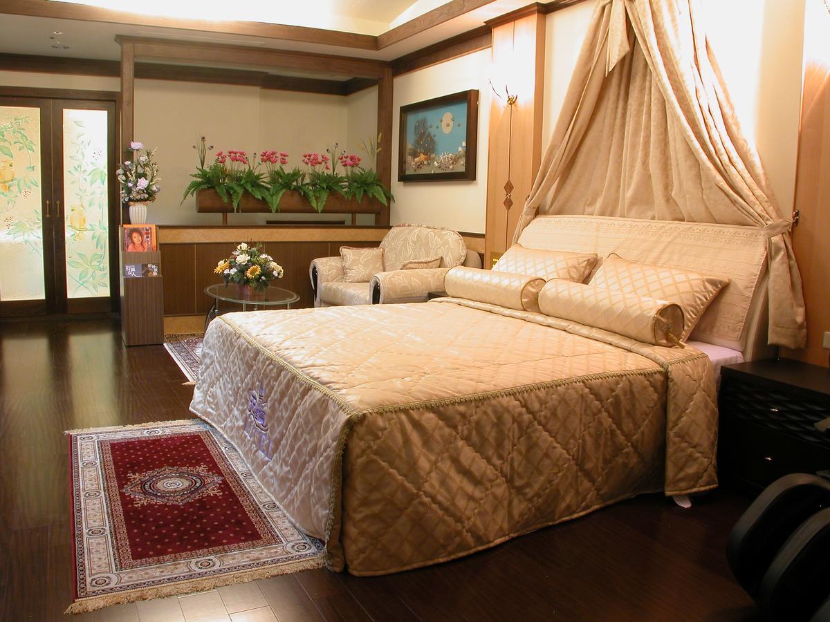 Swan Lake Motel Гуишан Екстериор снимка